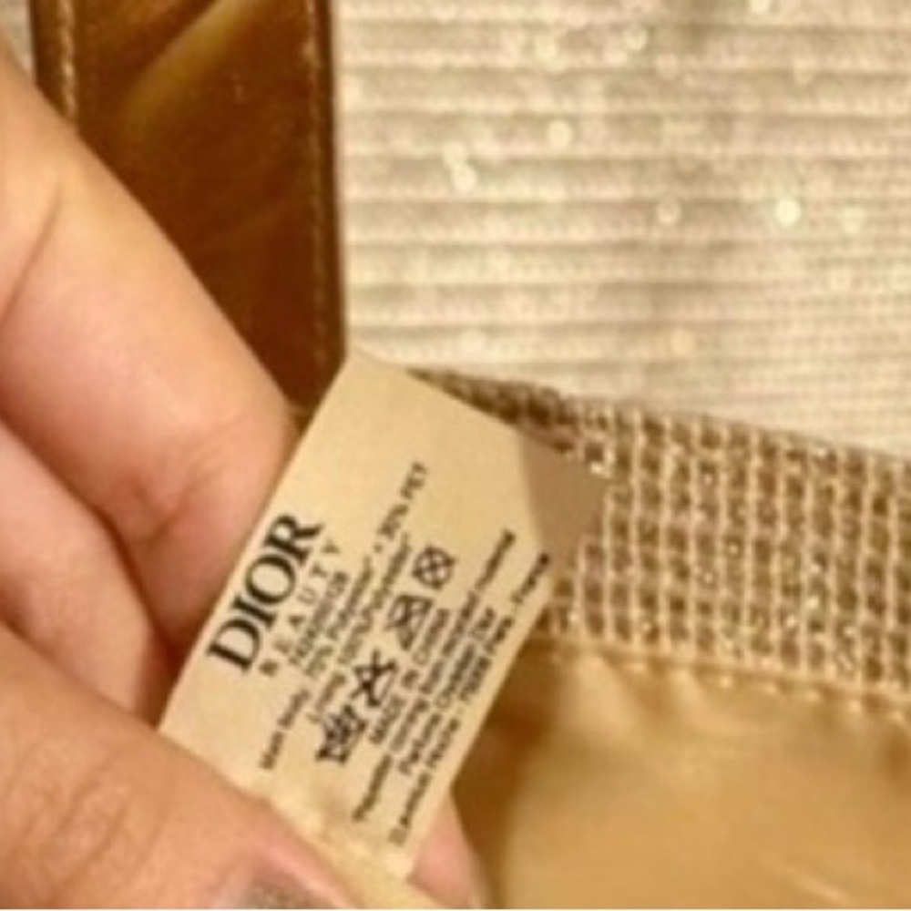 Dior makeup Gold Woven Bag with Metallic Handles GWP - Picture 2 of 2